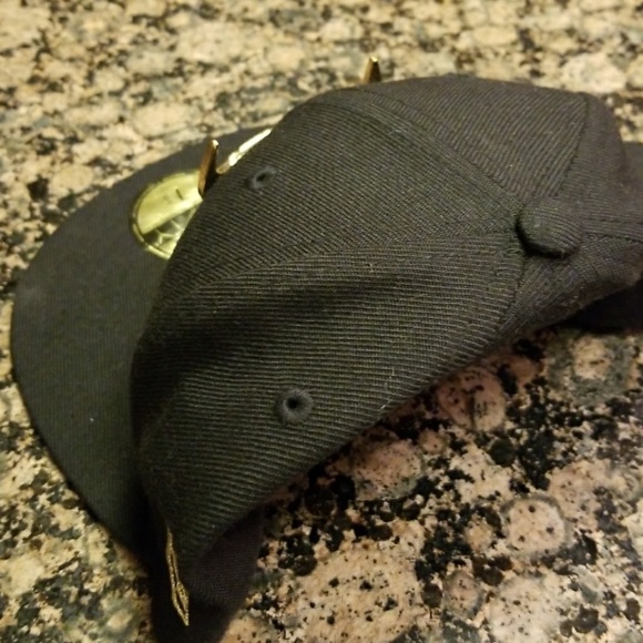 Custom New Era Chicago Bulls Ball Cap - Picture 2 of 8